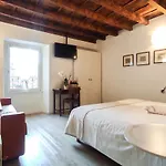 Bed & Breakfast Ai Musei Brescia
