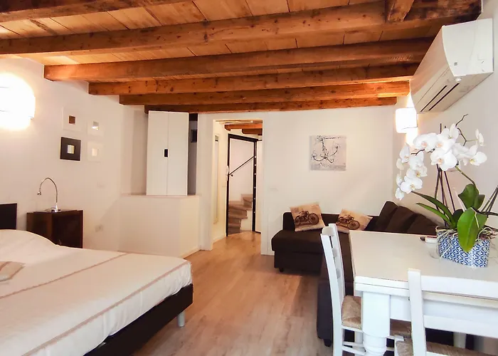 Ai Musei Bed & Breakfast Brescia